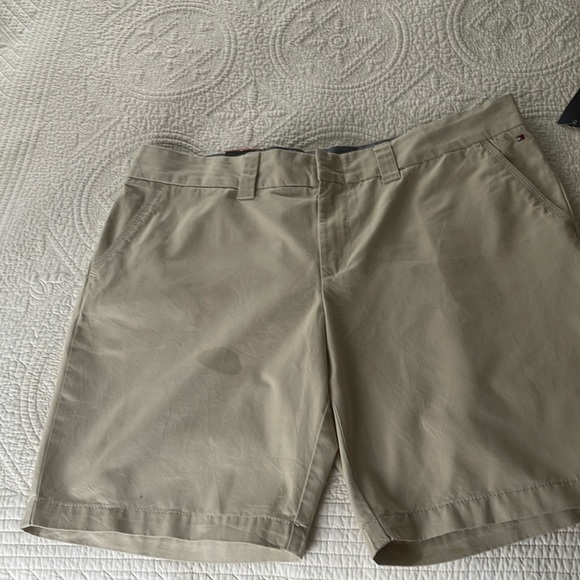 Tommy Hilfiger Chino Shorts - Picture 1 of 5